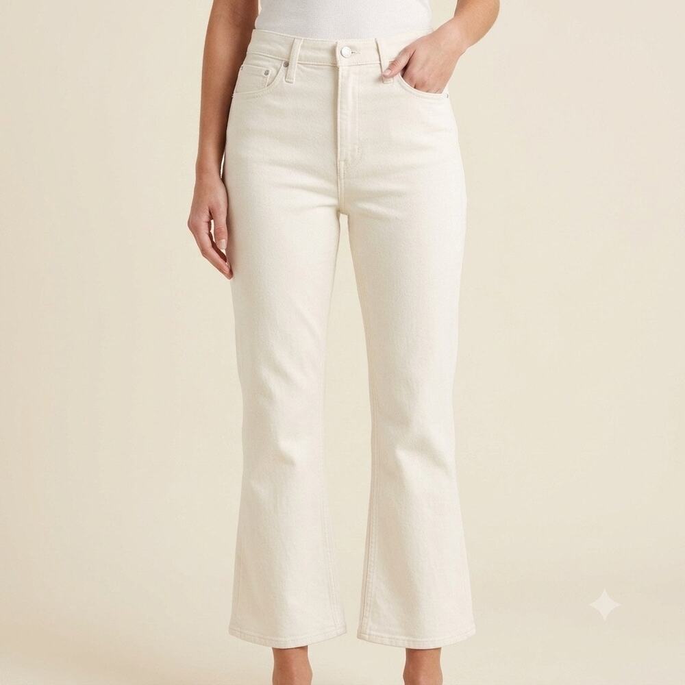 267-J Crew Mid Rise Flare Crop size 31 / Waist 18”